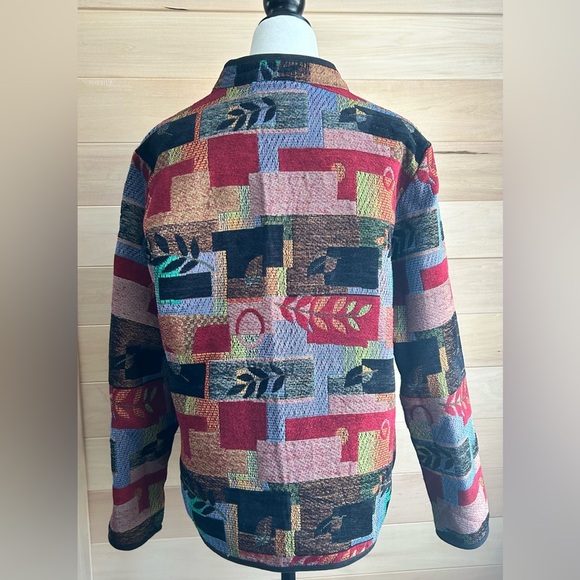 Size 12, Tradition Country Collection, zipperup coat/sweater, multicolour floral - Picture 11 of 13